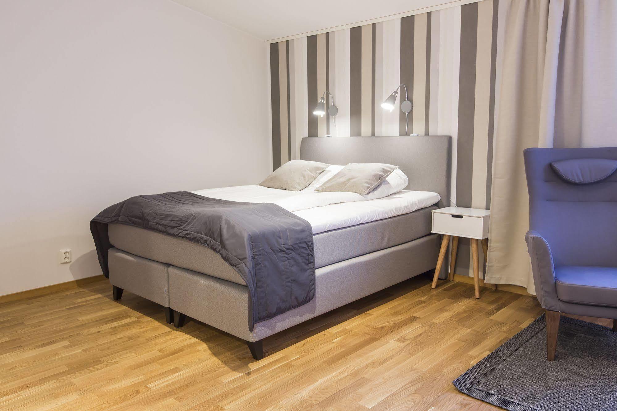 Simloc Hotel Drottninggatan Арьеплуг Экстерьер фото